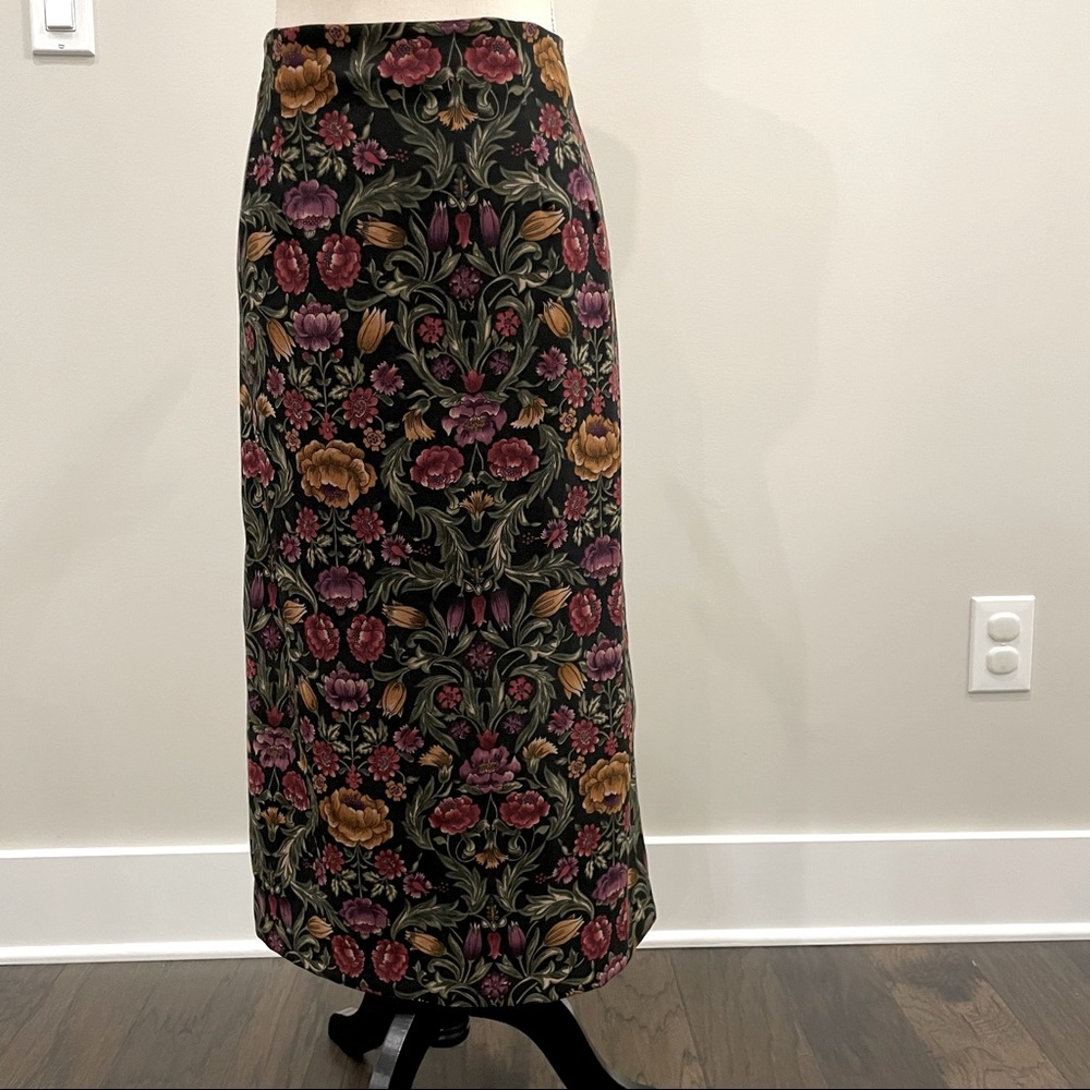 Briggs Petite Floral Skirt